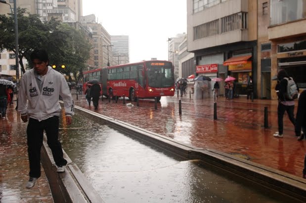 Bogotá y Medellín ciudades capitales más afectadas por las lluvias | Foto: @climabogota